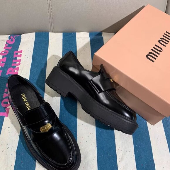 Women's Miu Miu black loafers - Picture 2 of 7